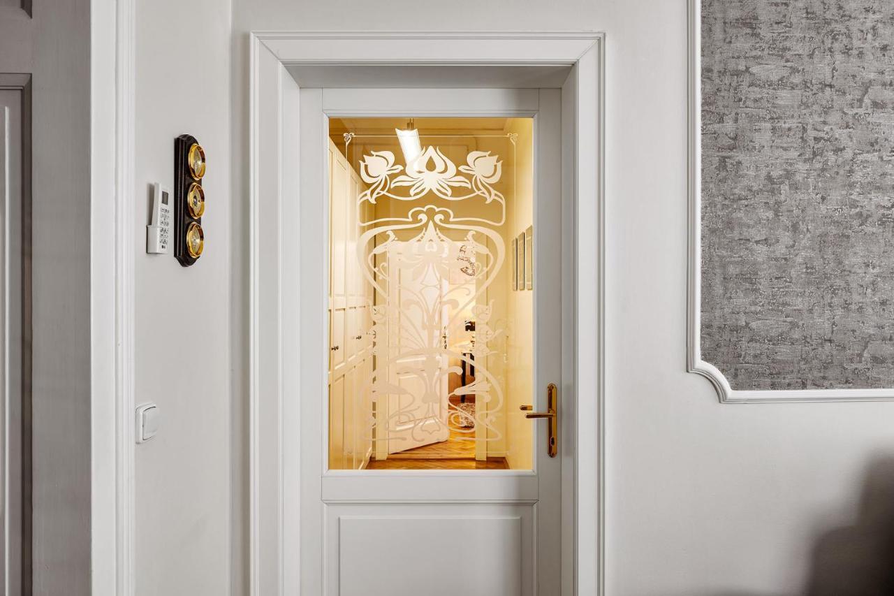 Pragueone Apartment,A/C,Terrace Exterior foto